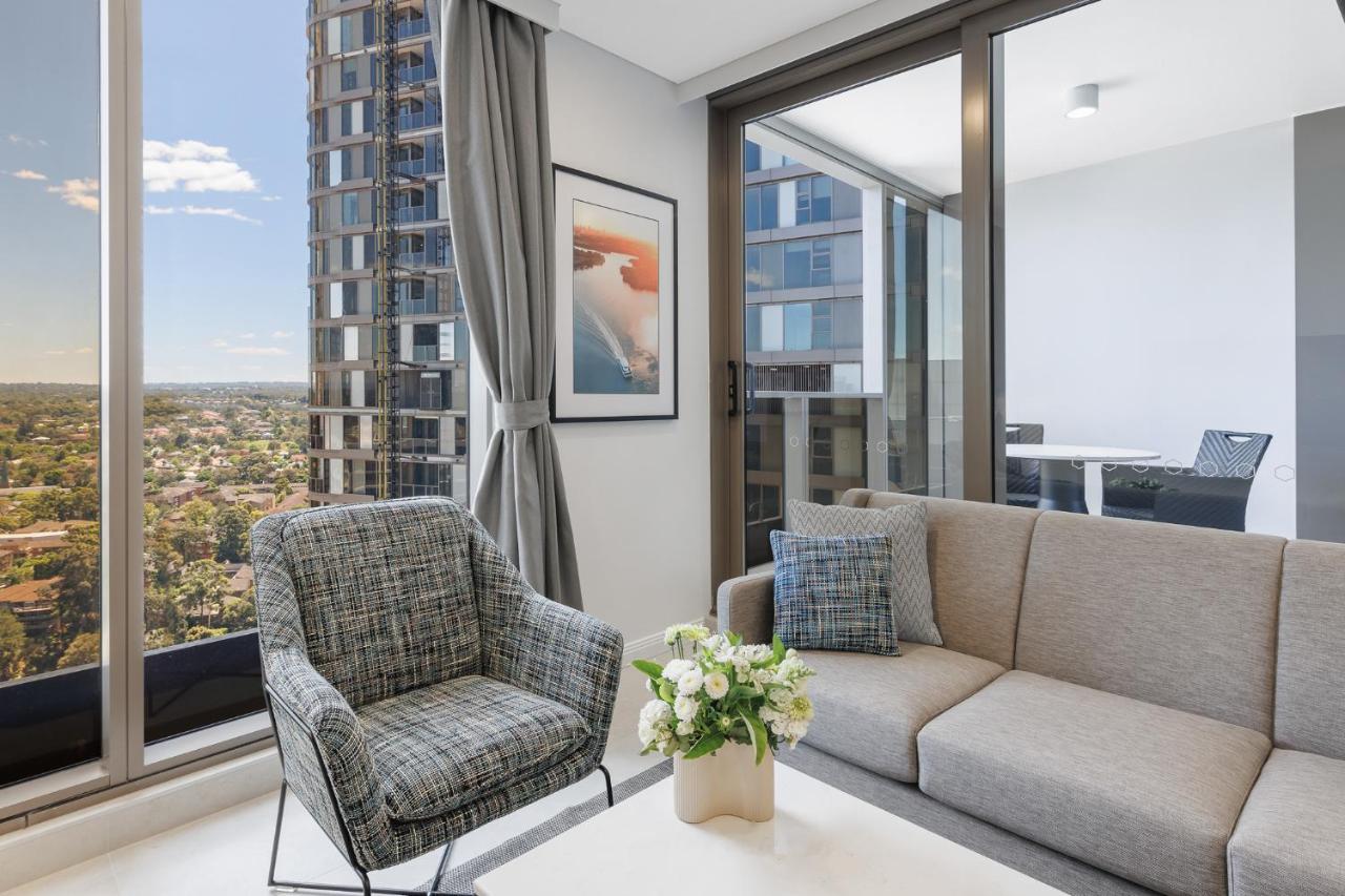 Meriton Suites George Street, Parramatta Сидни Екстериор снимка