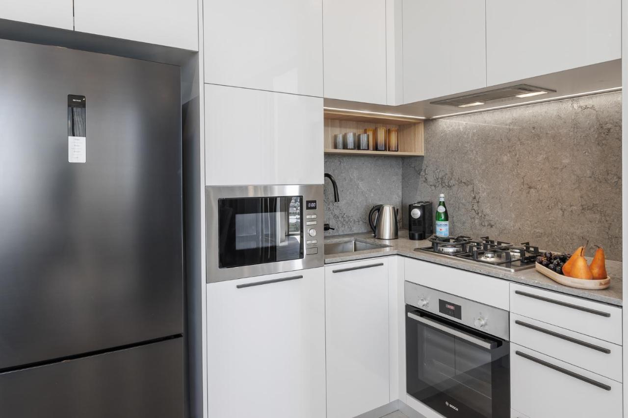 Meriton Suites George Street, Parramatta Сидни Екстериор снимка