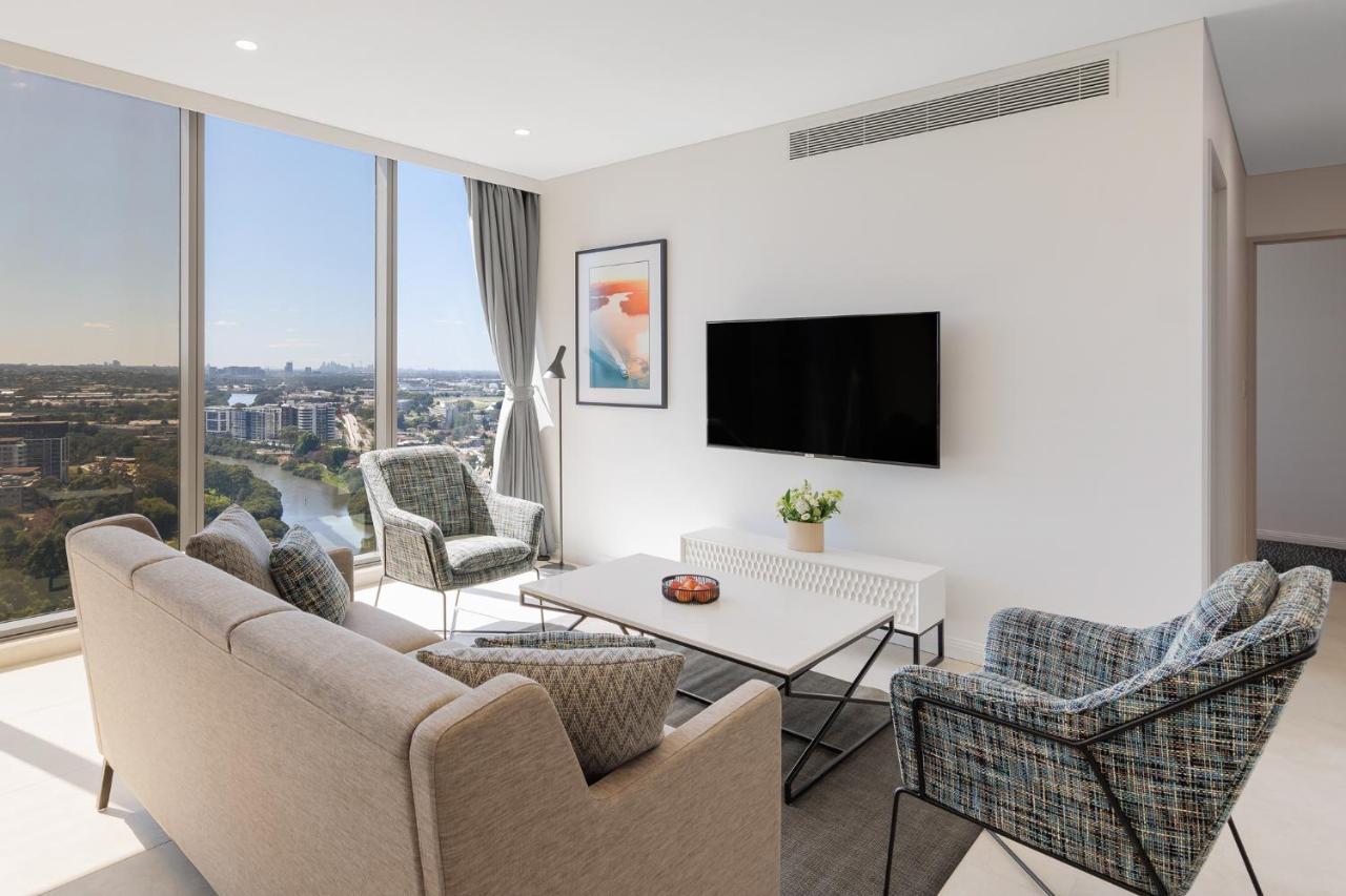 Meriton Suites George Street, Parramatta Сидни Екстериор снимка
