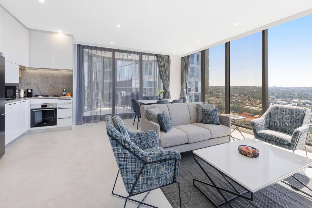 Meriton Suites George Street, Parramatta Сидни Екстериор снимка