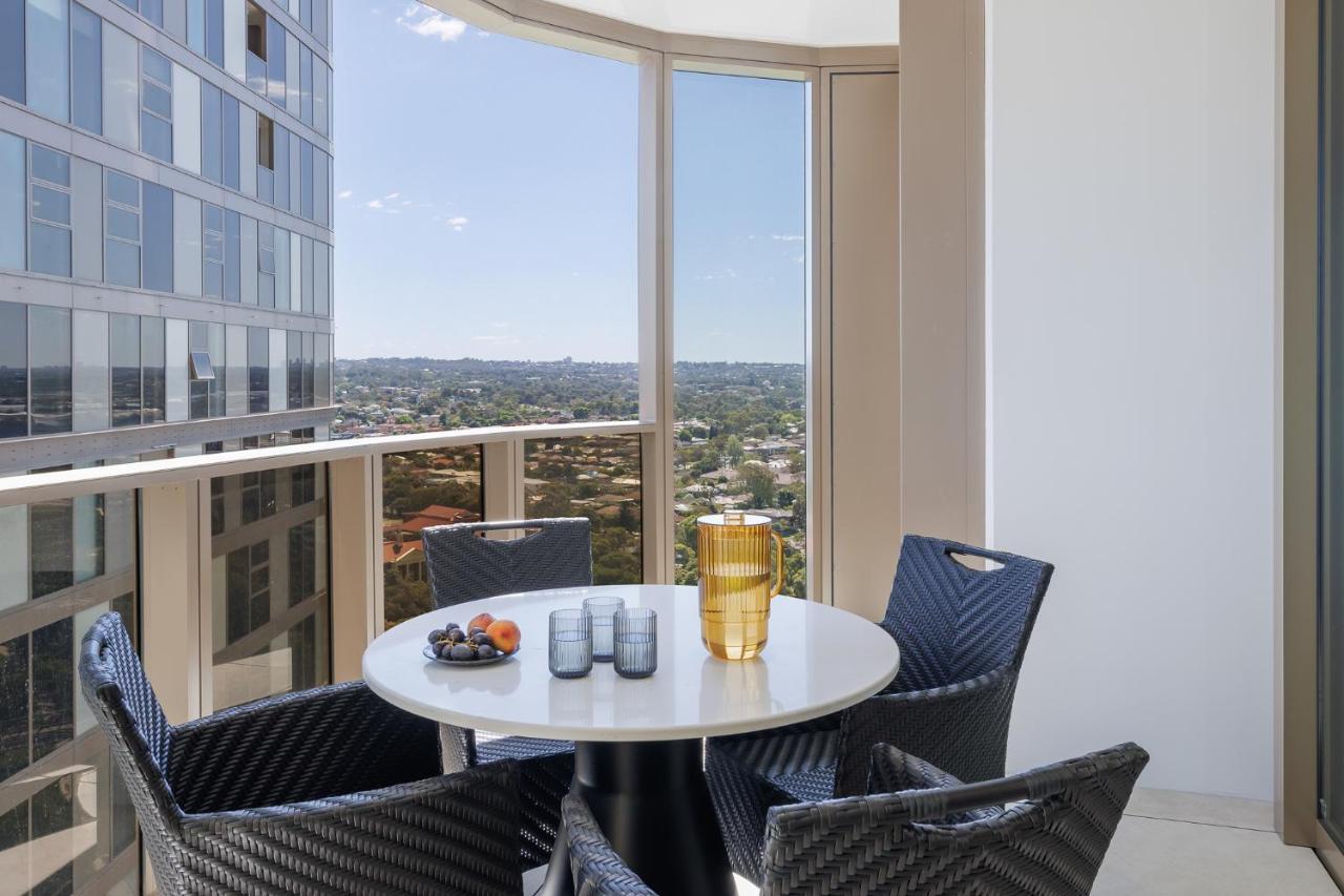 Meriton Suites George Street, Parramatta Сидни Екстериор снимка