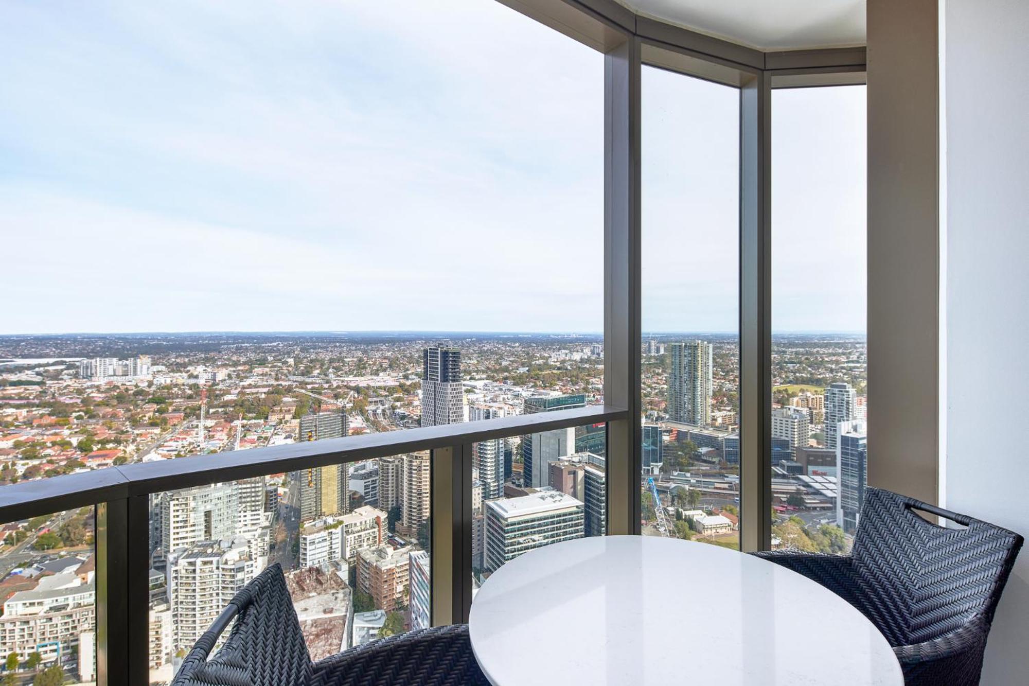 Meriton Suites George Street, Parramatta Сидни Екстериор снимка